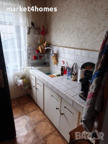 уютна къща в най-предпочитаната част на 9-ти квартал, снимка 13 - Къщи - 52772573