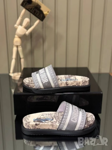 чехли christian dior , снимка 7 - Чехли - 51317161