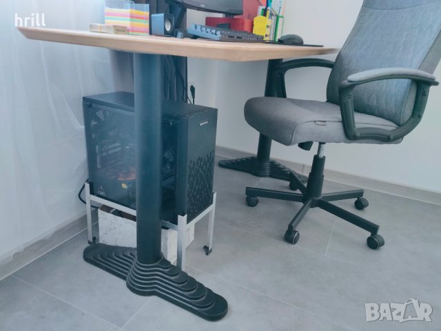 Бюра бамбук крака метал и офис столове сиви кафеви плат меш маса, снимка 2 - Бюра - 43987955