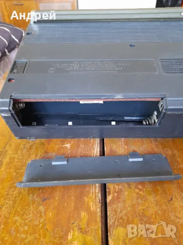 Старо радио,радиоприемник ВЕФ,VEF 221 #2, снимка 7 - Антикварни и старинни предмети - 49842302