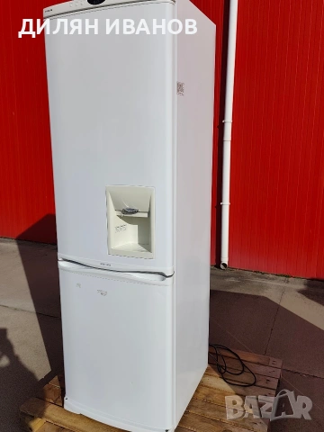 Хладилник с фризер Samsung , снимка 2 - Хладилници - 53574697