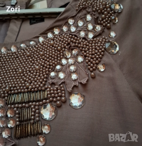 Рокля в цвят визон с красиво деколте, снимка 3 - Рокли - 52658161