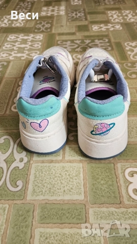 Маратонки Стич на Зара, снимка 5 - Детски маратонки - 51633808