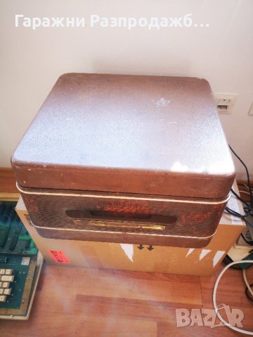 Лампов магнетофон Мелодия МГ-56 1958 г., снимка 5 - Антикварни и старинни предмети - 43592078