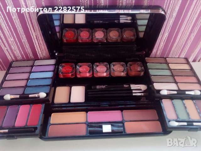 Мултифункционална сгъваема палитра от, снимка 5 - Комплекти и лотове - 27370312