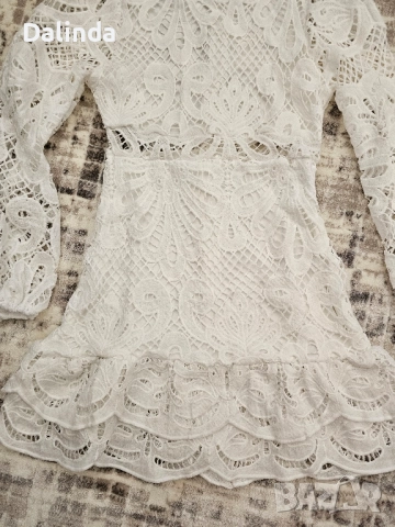 Елегантна рокля в бяло, снимка 4 - Рокли - 51470717