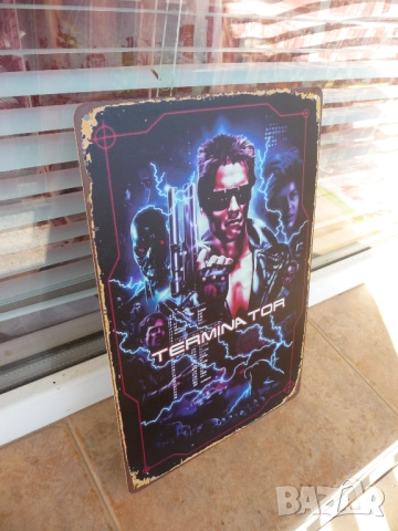 Метална табела филм Терминатор Арнолд Шварценегер екшън фантастика роботи оръжие мускули, снимка 2 - Декорация за дома - 52183767