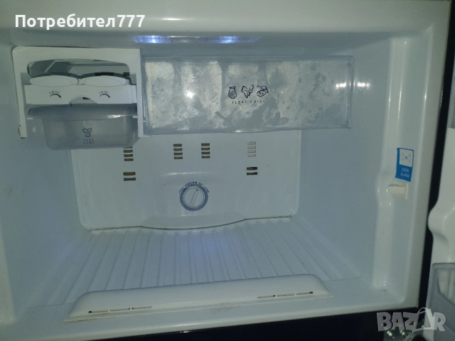 Хладилник Whirlpool , снимка 3 - Хладилници - 52325221