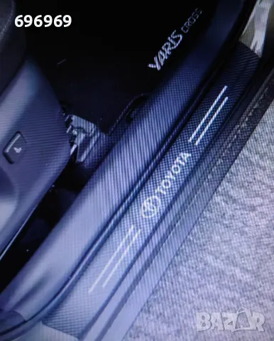 Карбонови лепенки за Тойота!, снимка 2 - Аксесоари и консумативи - 47423967