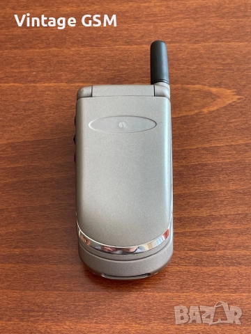 Motorola V50