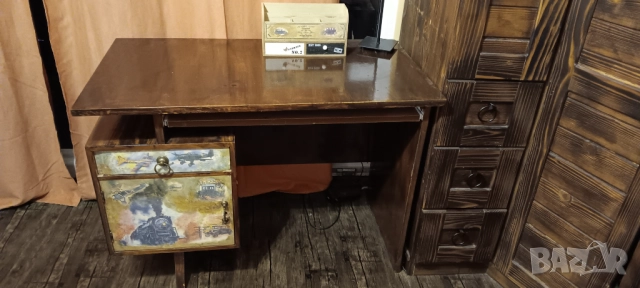 Ретро бюро с декупаж + подарък 