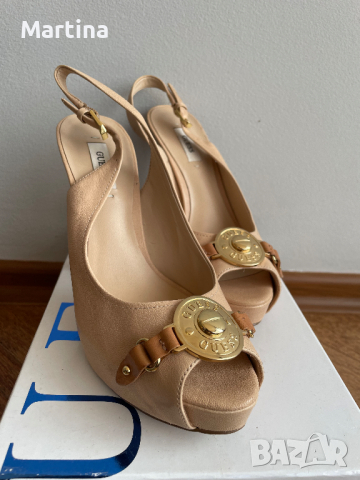 Guess обувки на токчета, снимка 4 - Дамски обувки на ток - 44896476