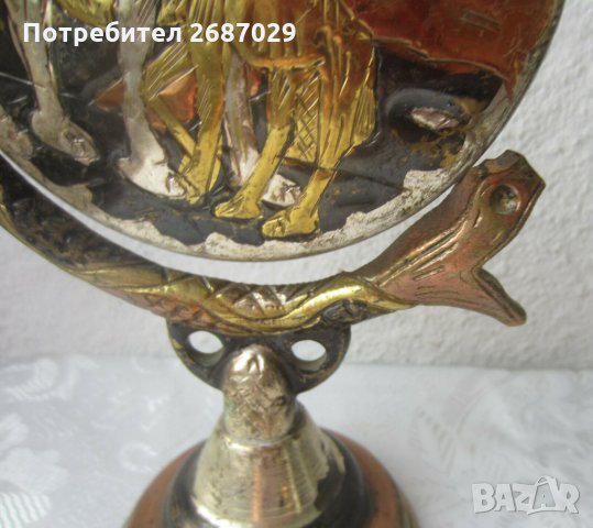 Гонгове:  ГОНГ със змия и камила метал бронз месинг,   пепелник с камила, снимка 2 - Статуетки - 33393716