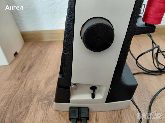 Шевна машина Husqvarna PRISMA 960, снимка 9 - Шевни машини - 41830445