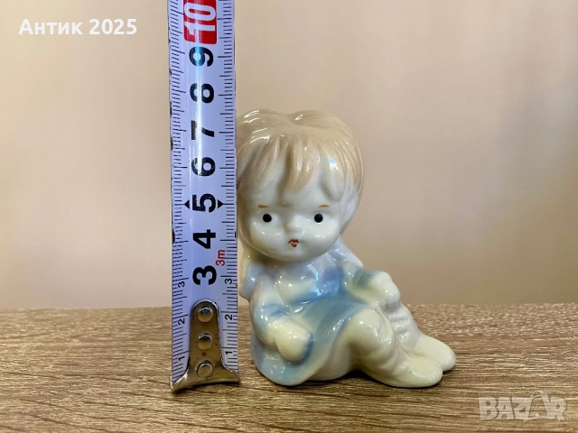 Винтидж порцеланова фигурка „Момиче“, миниатюра, снимка 2 - Антикварни и старинни предмети - 52836549