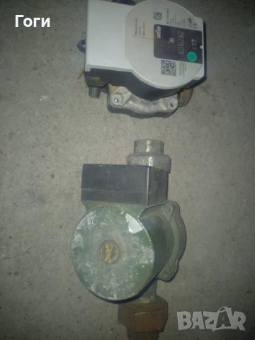 Помпи за отопление за части два броя