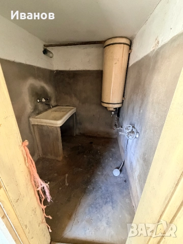 Къща с двор и селскостопански постройки, снимка 14 - Къщи - 49083513