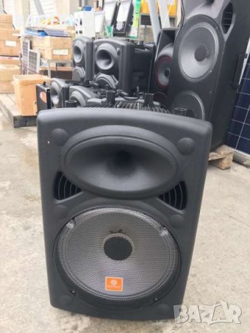 Нови MBA Караоке Колона F15 MBA LUX 3000w с 2 микрофона ,акумулатор, Bluetooth и FM, снимка 2 - Тонколони - 37514806