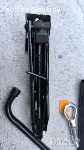 Opel  GM 09127172 крик ключ и кука за дърпане ., снимка 5 - Аксесоари и консумативи - 51726379