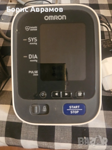 Апарат за кръвно налягане OMRON