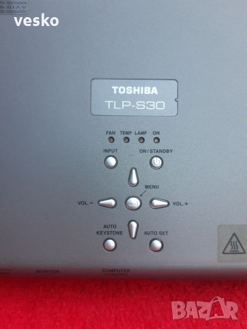 LCD ПРОЖЕКТОР TOSHIBA TLP-S30, снимка 7 - Плейъри, домашно кино, прожектори - 33363266