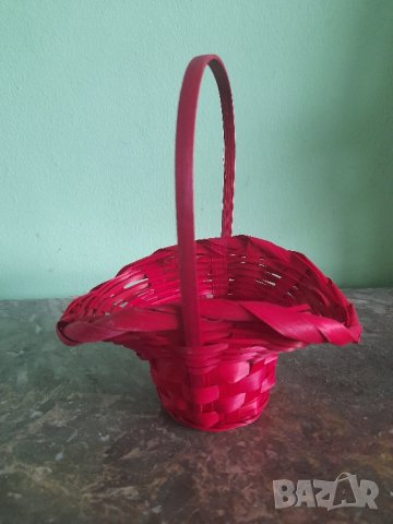 Плетена кошница , снимка 1 - Декорация за дома - 43968114