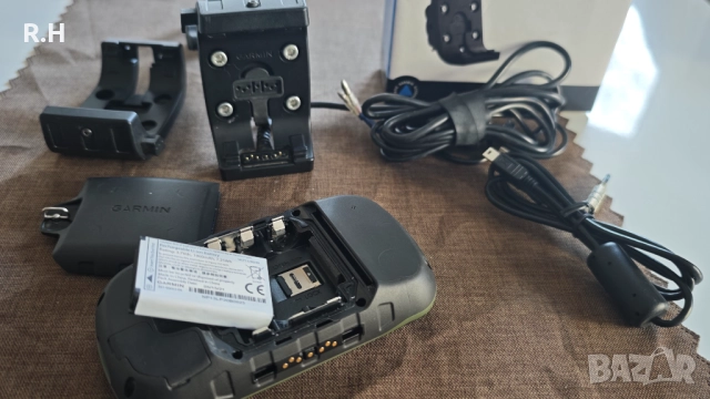 GPS Навигация Garmin Montana 610 със зареждаща стойка RAM монтаж, снимка 11 - Garmin - 52845671