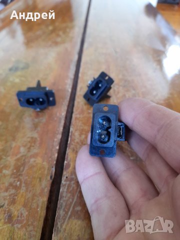 Старо куплунг,гнездо за захранващ кабел, снимка 2 - Други ценни предмети - 40864649