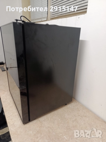 Beersafe XL Onyx хладилник за напитки, снимка 3 - Хладилници - 52478127