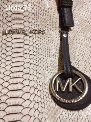 Дам.чанта-"Michael Kors"-/изк.кожа/,цвят-бежов+тъм.кафяв. Закупена от Италия., снимка 4 - Чанти - 27093345
