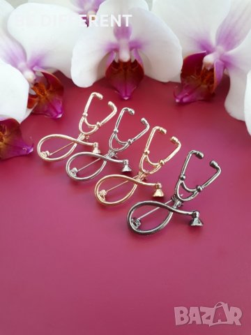 Брошки Лекар 4 см, снимка 1