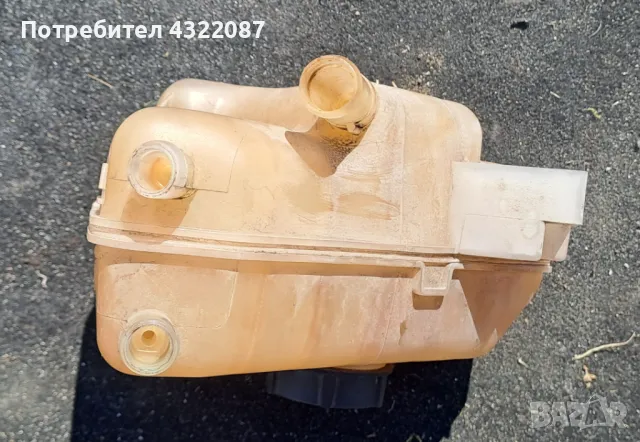 Разширителен съд,маркучи,казанче чистачи- FORD ECOSPORT 2016Г 1.0 125к, снимка 4 - Части - 49660799