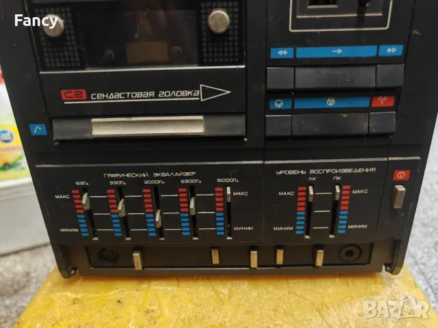 Руски касетофон Комета М 2250, снимка 5 - Радиокасетофони, транзистори - 47550308