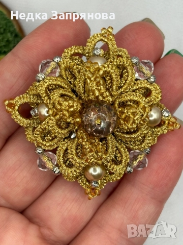 Брошка Ръчно изплетена Уникален акцент за всеки стил Различни цветове по поръчка , снимка 18 - Други - 52713472