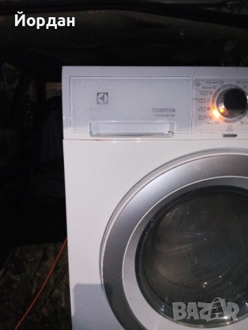 Пералня с сушилня Електролукс