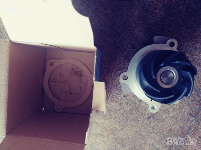 Помпа водна Лада Самара , снимка 2 - Части - 26318007