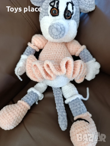 Голяма ръчно изплетена Мини Маус на една кука, снимка 3 - Плюшени играчки - 52232609