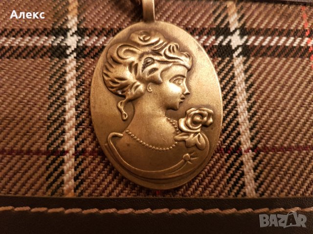 Старо бронзово колие–Отлично!, снимка 3 - Колиета, медальони, синджири - 27607664