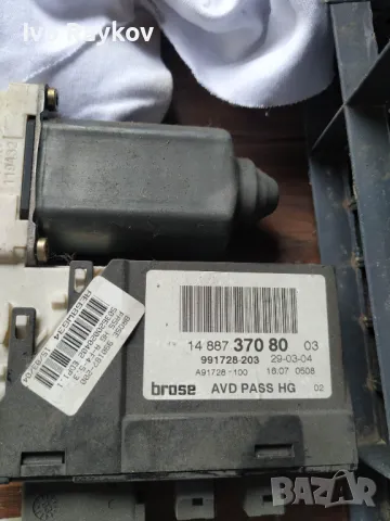 Машинка ел стъкло предно дясно 1488737080 ,предния ляв Peugeot 807, снимка 3 - Части - 49215447