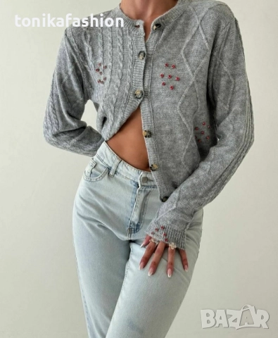 Мека сива жилетка 