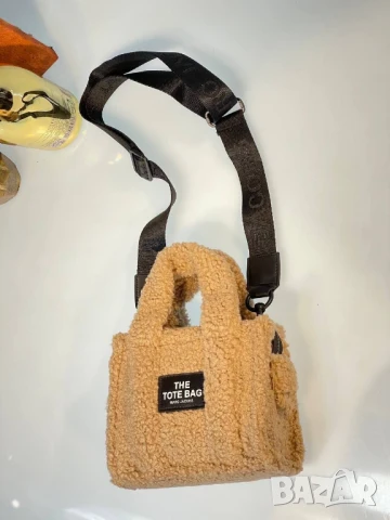 пухени чанти the tote bag marc jacobs, снимка 8 - Чанти - 51410727