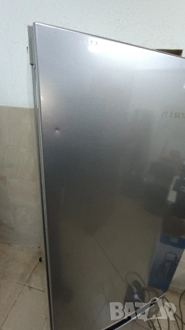 хладилник с фризер Samsung inverter, снимка 12 - Хладилници - 53399213