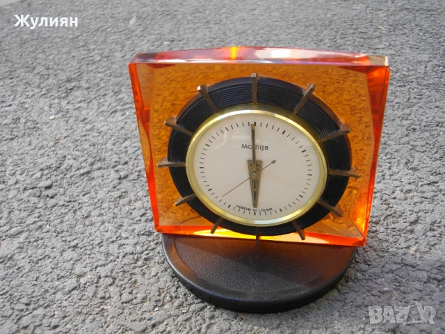  КОЛЕКЦИОНЕРСКИ НАСТОЛЕН СЕДМИЧЕН ЧАСОВНИК МЪЛНИЯ МОЛНИЯ 65г, снимка 2 - Антикварни и старинни предмети - 50585729