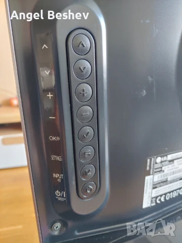 Телевизор LG 42LA691S - НА ЧАСТИ, снимка 5 - Телевизори - 51274125