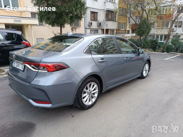Продавам Toyota Corolla 2021 1,5 Executive, снимка 4 - Автомобили и джипове - 53268499