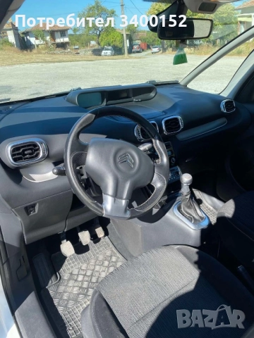 Продавам Citroen C3 Picasso, снимка 9 - Автомобили и джипове - 52330414