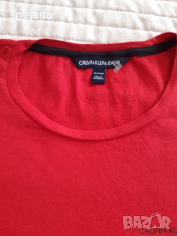 Оригинална тениска на Calvin Klein , снимка 2 - Тениски - 40524791