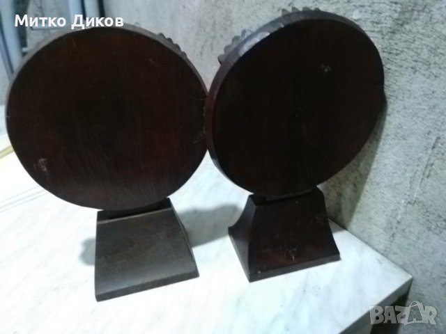 Почетен знак на Левски фи 6см 75 години в дървена рамка с дърворезба Н-315мм и фи 21см, снимка 9 - Футбол - 44105687