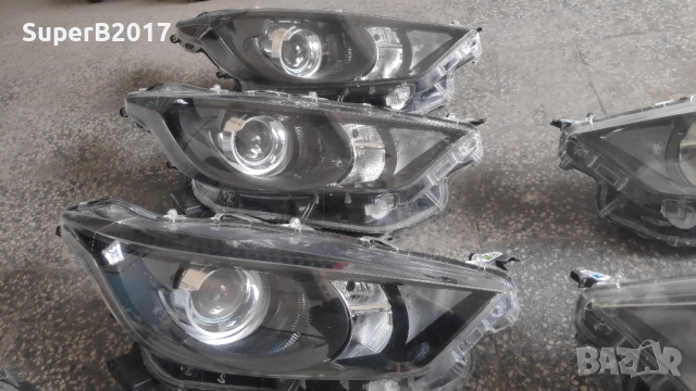 Продавам - оригинални леви и десни фарове за Тойота Ярис 2020-, снимка 4 - Части - 51968689