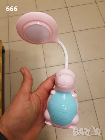 Настолна лампа, снимка 2 - Настолни лампи - 43188234